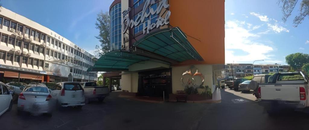 The Orchid Hotel Sibu Exterior photo