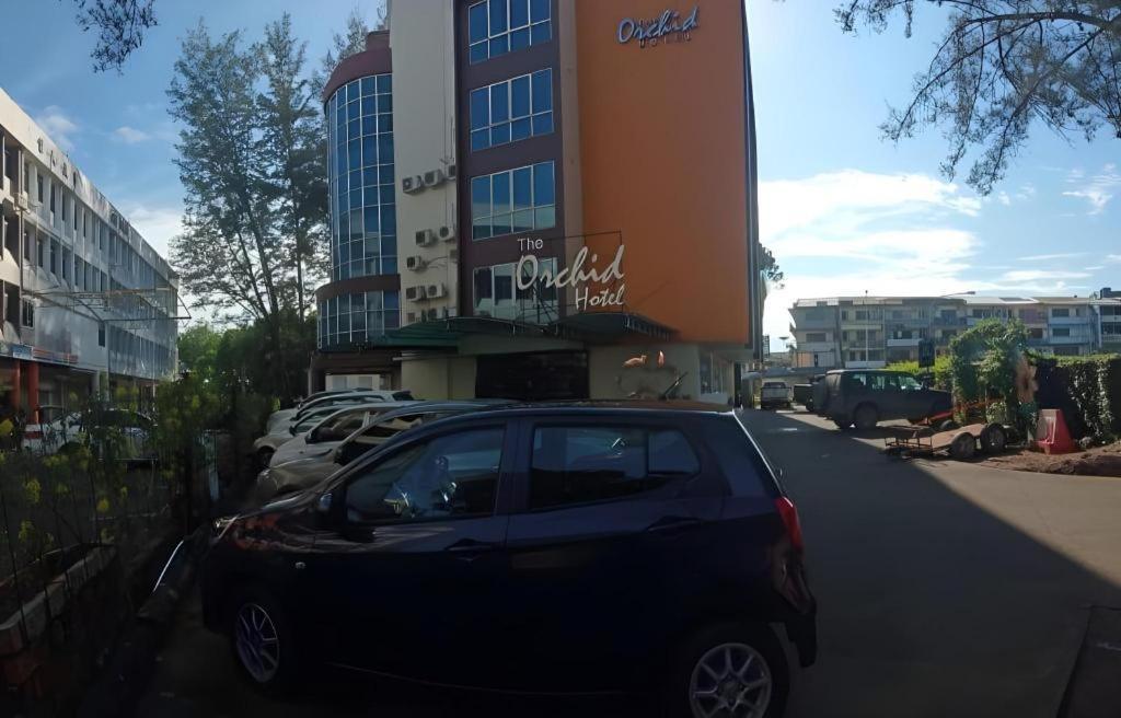 The Orchid Hotel Sibu Exterior photo