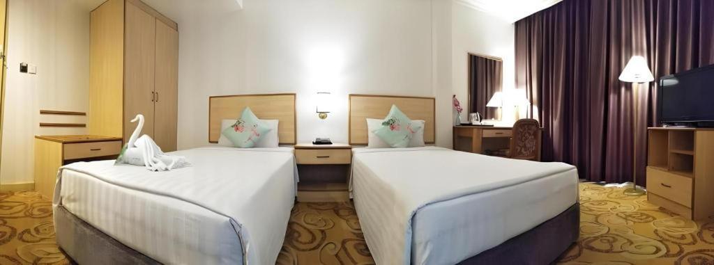 The Orchid Hotel Sibu Exterior photo