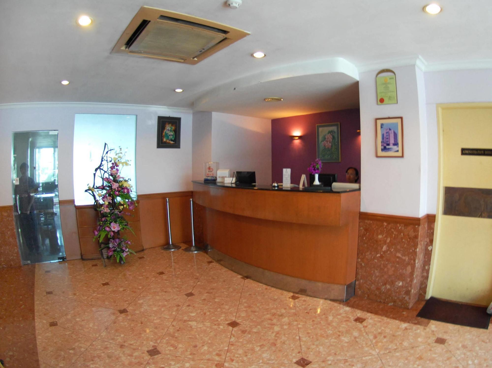 The Orchid Hotel Sibu Exterior photo